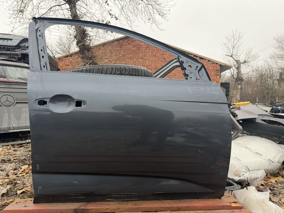 Врата Renault Megane IV