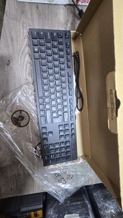 Клавиатура за компютър DELL