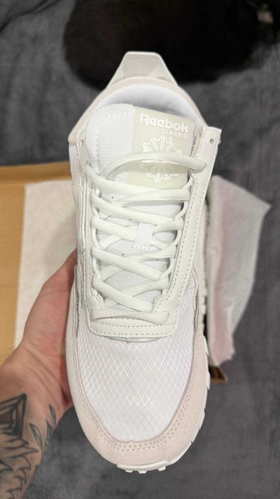 Reebok кроссовки