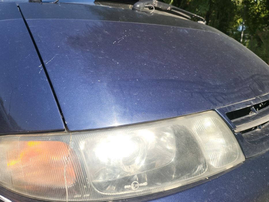 Toyota Lusida фары