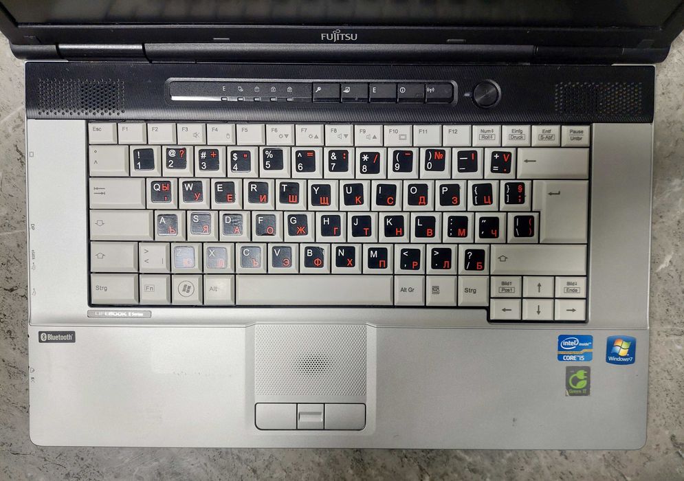 Лаптоп Fujitsu E751, 15,6", i5-2520M, 8GB RAM, 120GB SSD