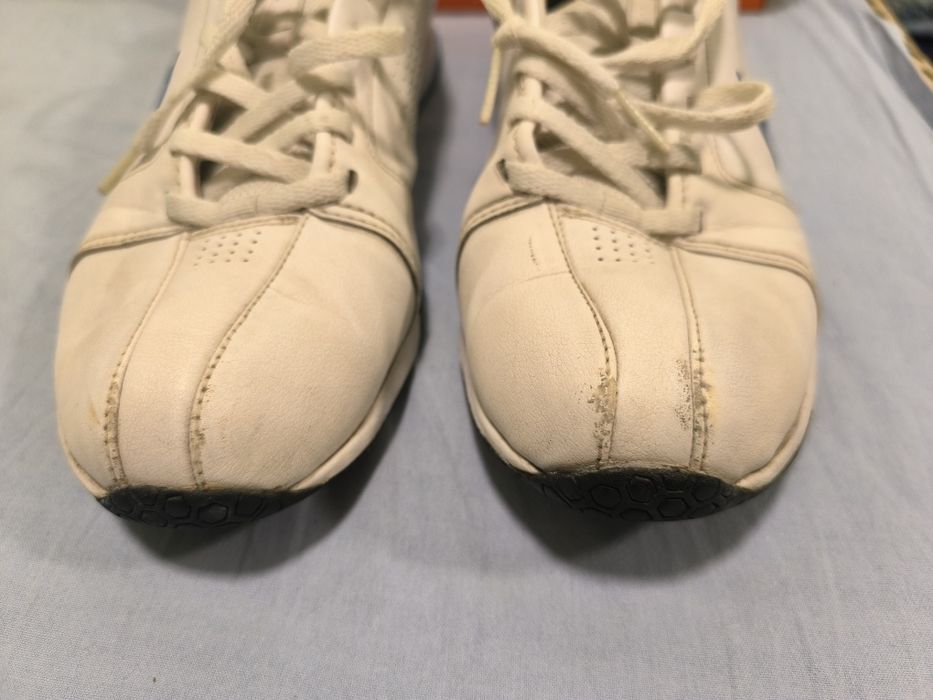 Nike номер 42.5 кожени маратонки