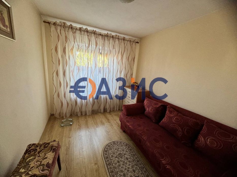 Спешна продажба! Двуетажна вила в Кошарица, без такса поддръжка, РЗП