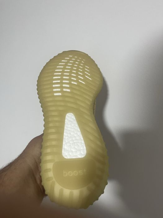 Yeezy 350(marimea 42 2/3)