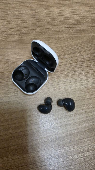 Слушалки Samsung Galaxy Buds2