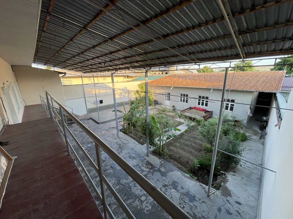 Hovli uchastka sotiladi 7sotx