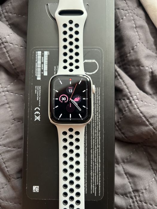 Apple watch Nike SE 44mm 95% батерия