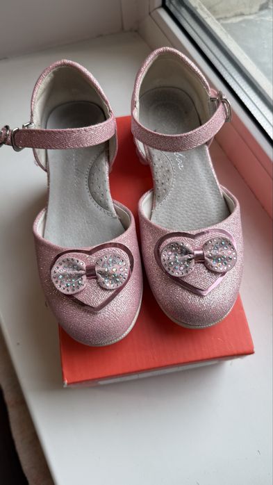 Туфли для девочки