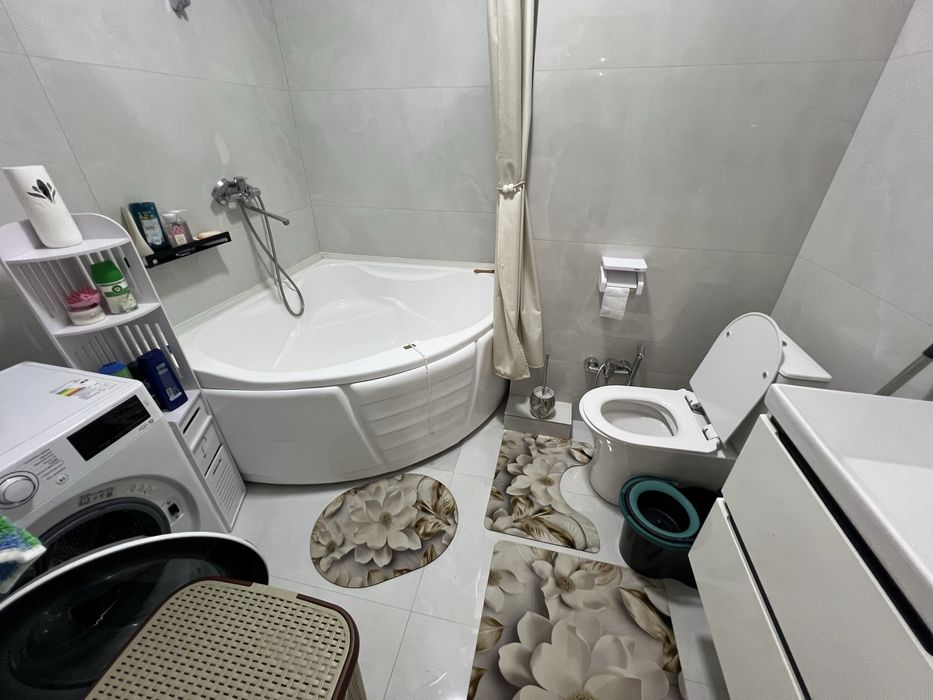 Квартира в жк чинабад3/6/9,83м2, ремонт цена 115000 у. Е