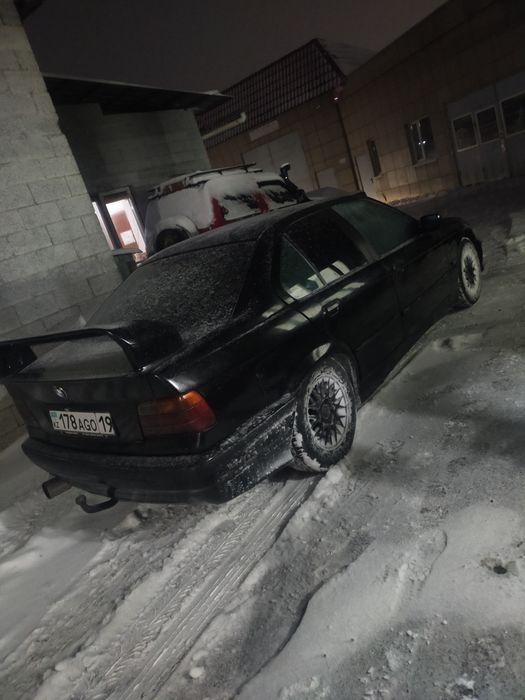 Продам БМВ 325 М52 95год