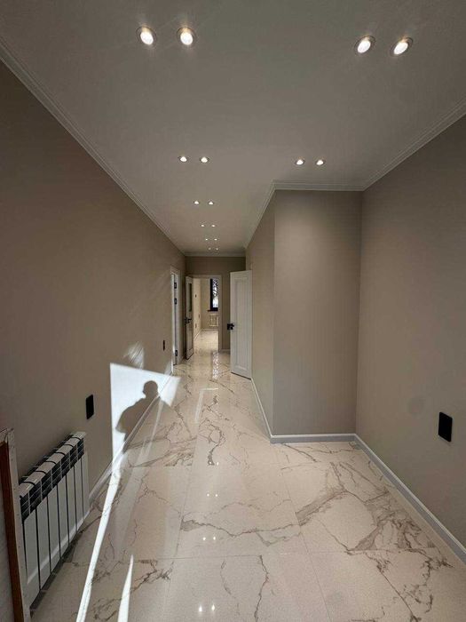 Срочно продаётся Нежилое помещение Чиланзар 11 квартал •