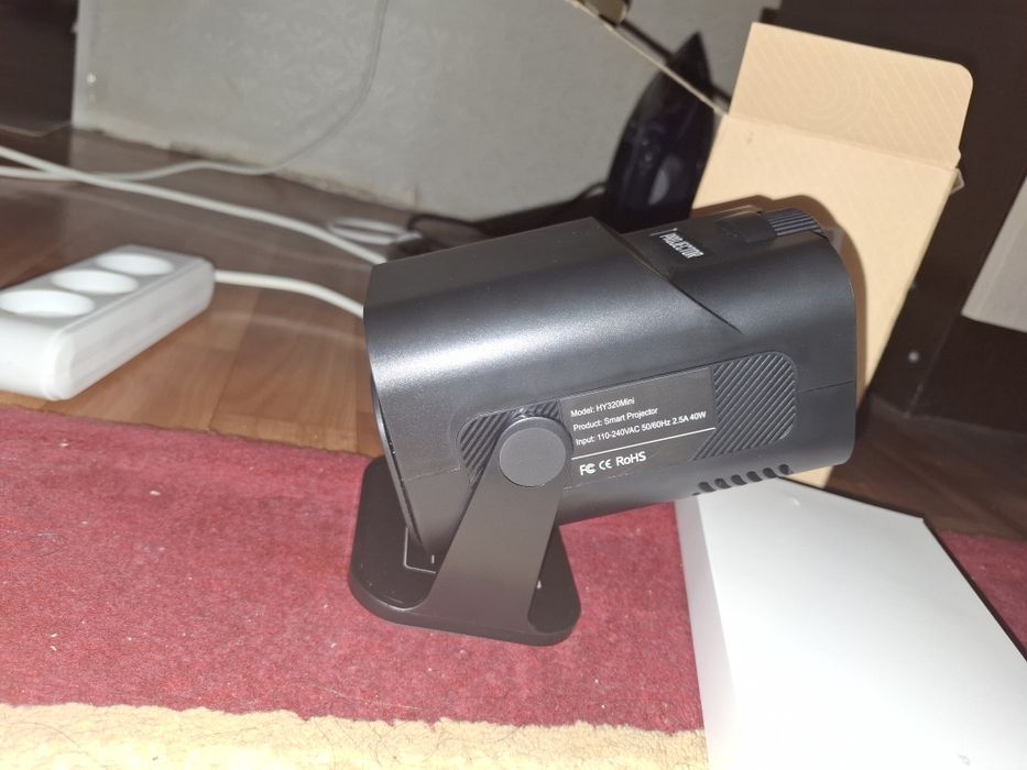 Продам проектор новый