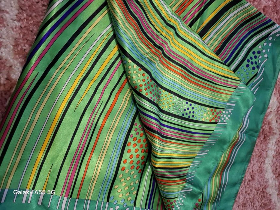 Сатенени и Копринени Шалове/Забрадки