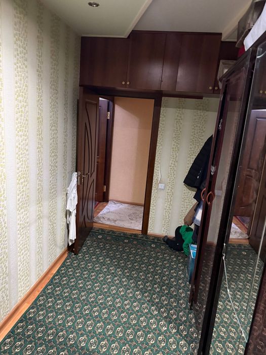 Продается 4х ком квартира