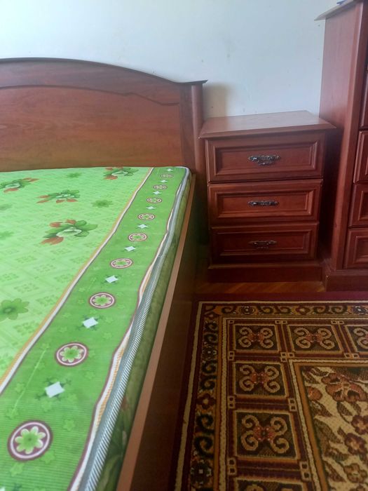 Спальный гарнитур