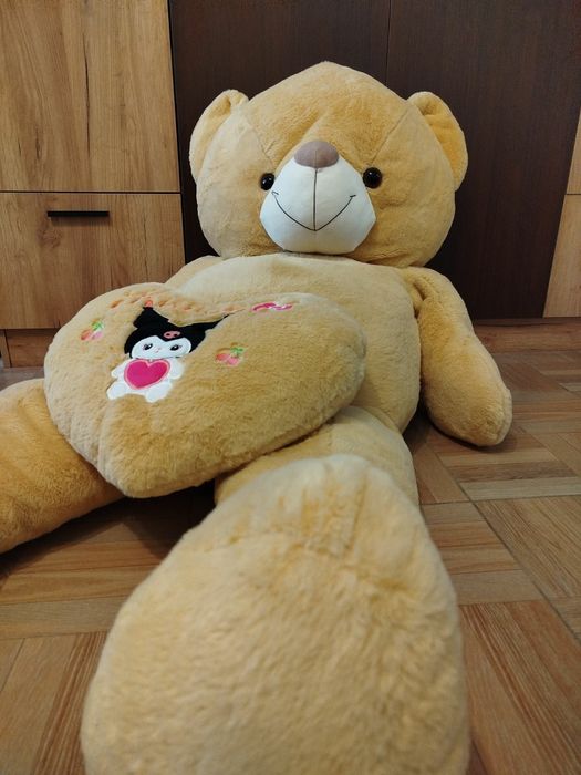 Голям плюшен мечок 140см