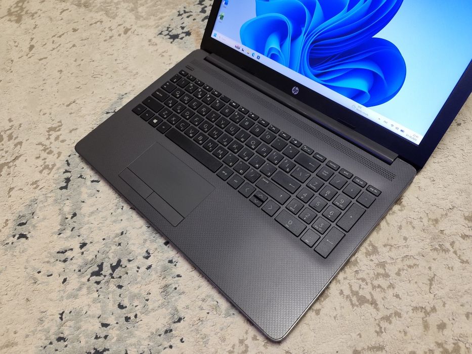 Мощный core i5 -10 с SSD, Full HD ноутбук