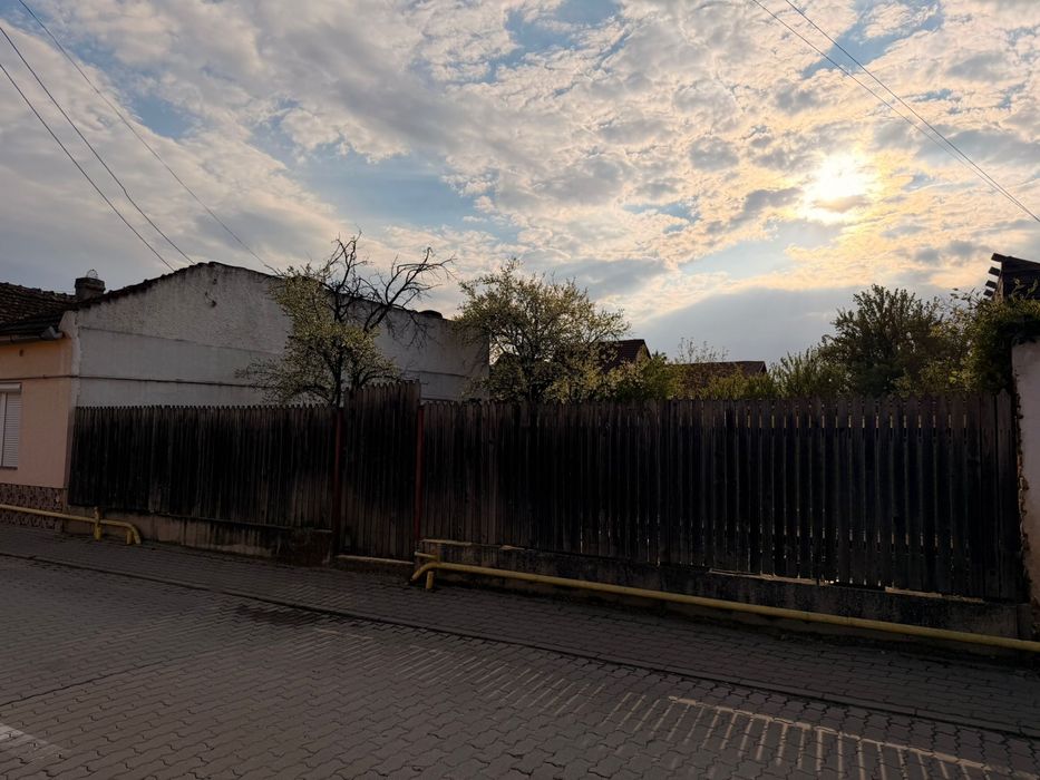 Vand teren de casa zona centrala 216 mp