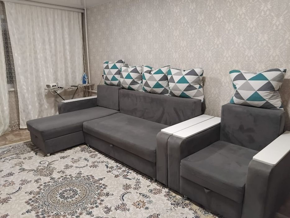 Продам диван с креслом