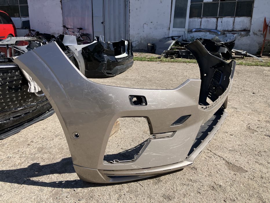 Предна броня за Volvo XC60 Волво ХЦ60  2022г-