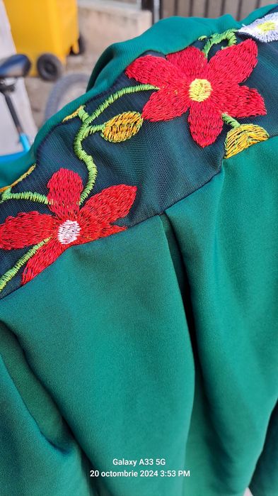 Rochita deosebita pentru craciun marimea S-M