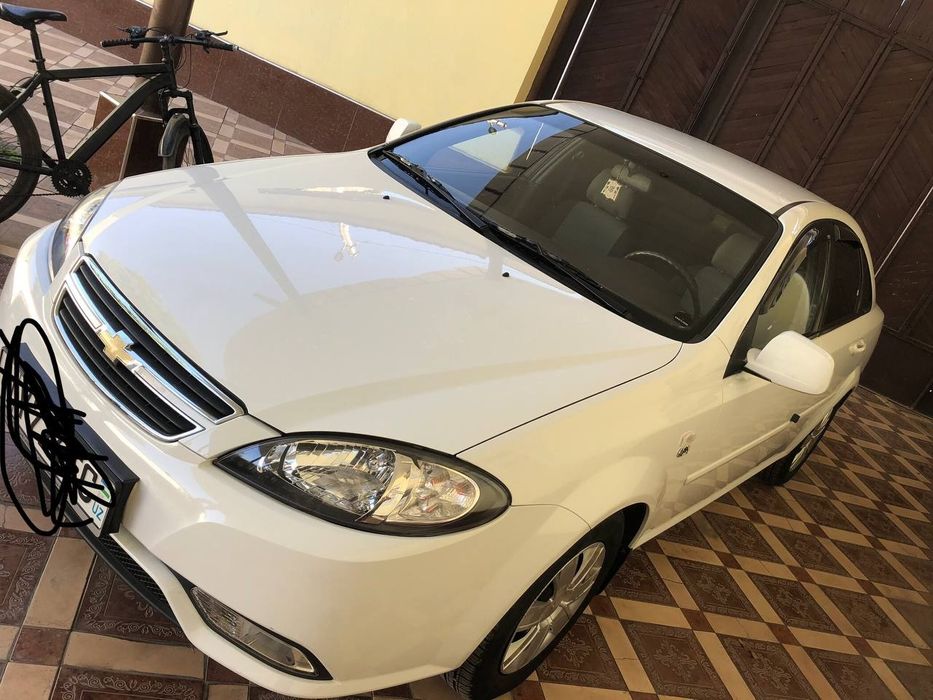 Laceti sotuladi 2015