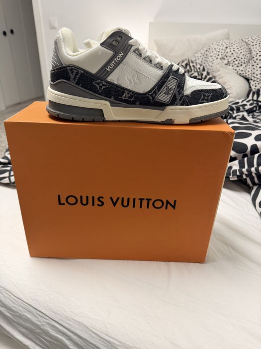 Adidasi Louis Vuitton noi cu cutie n 42