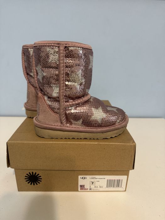 Продам детские вещи