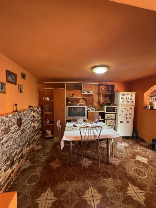 Inchiriez locuinta - Schela Cladovei