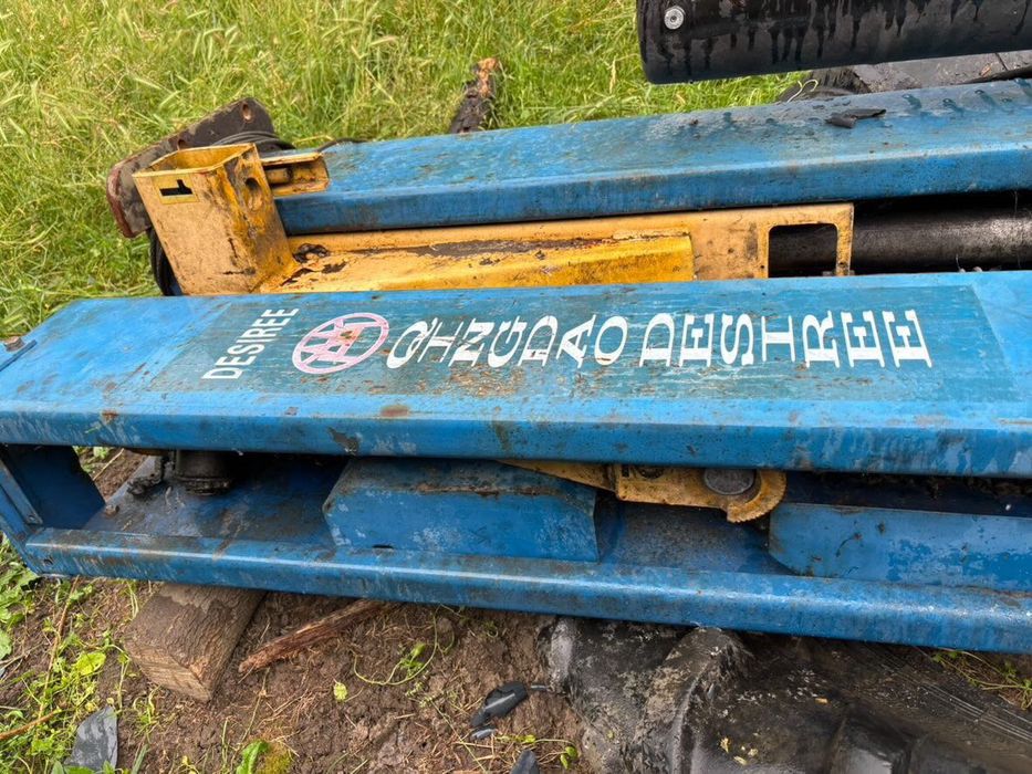 Elevator Auto 2 Coloane Hidraulic 4.2 Tone (4200 kg) – QingDao Desiree DTP608