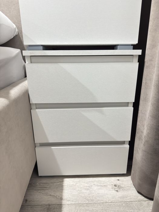 Продам прикроватные тумбочки