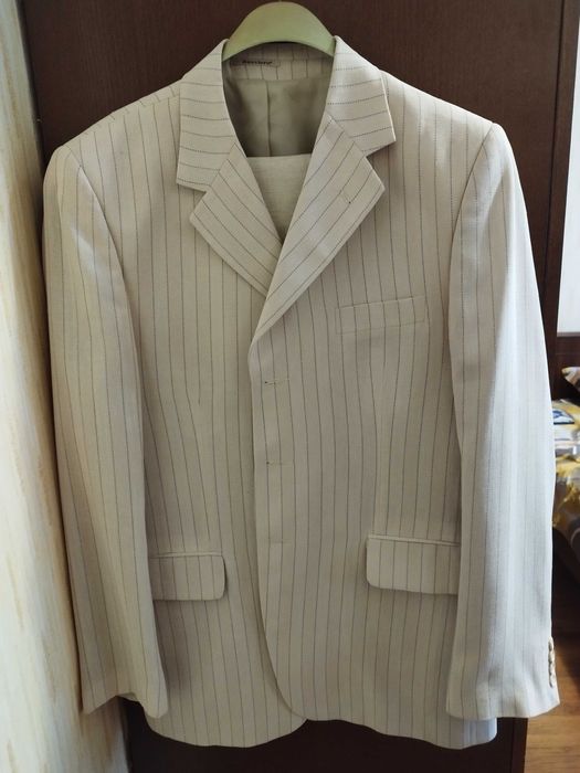 Мъжки летен костюм от лен