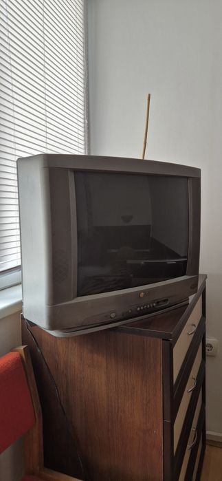 телевизор LG 21 инча, POWER BALL, BLU EYE