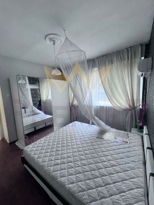 Дава се под наем Тристаен апартамент в Варна, Окръжна болница - 90 кв.м за 714 € - Снимка #5