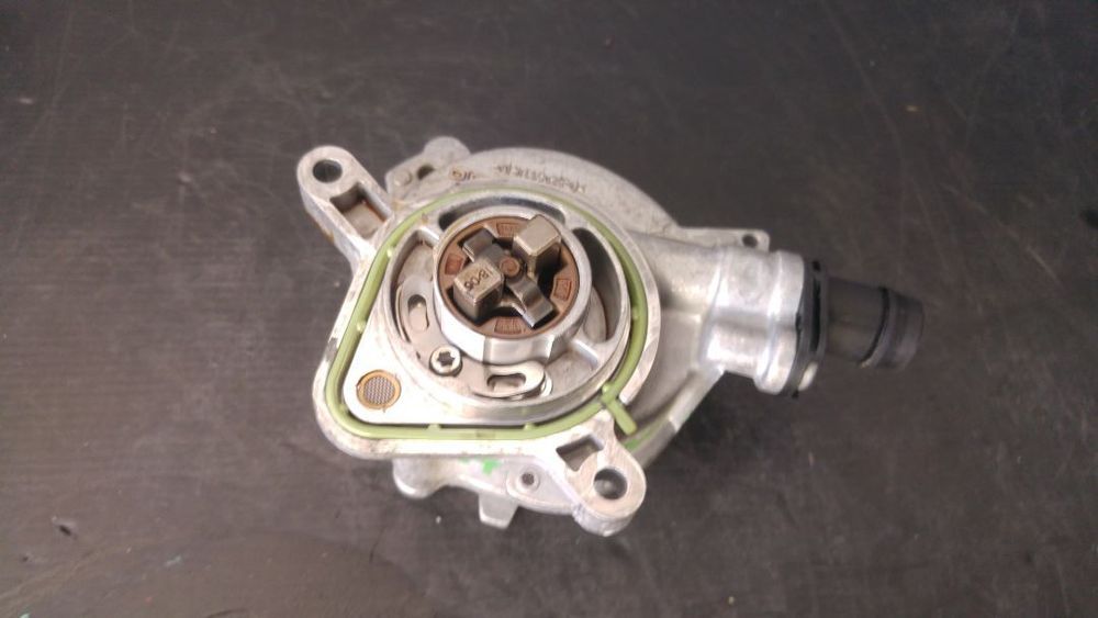 Pompa vacuum 1.3 b hr13 nissan qashqai 2 j11 a2820900005