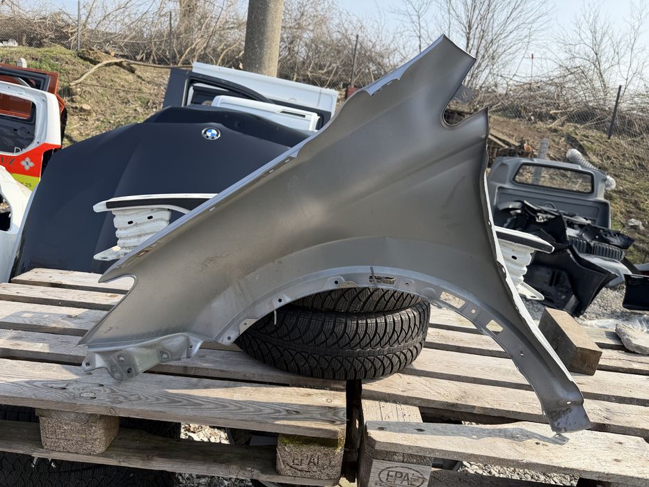Калник Toyota Rav 4 2013 год.-