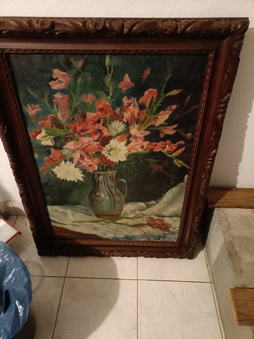 Picturi cu ramă sculptată manual