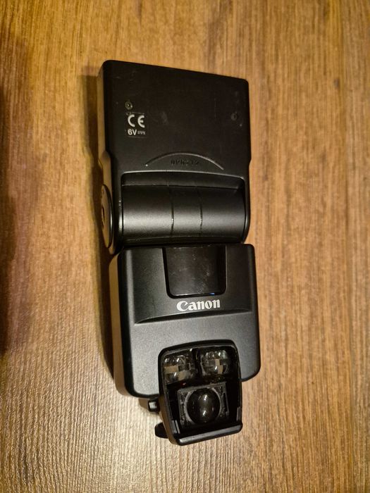 Фото светкавица Canon speedlite 550ex