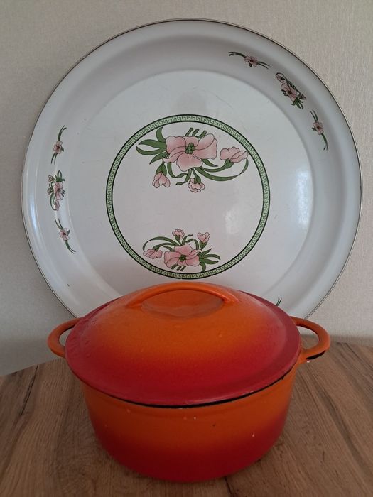 Продам чугунный казан