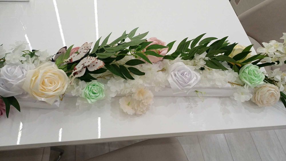 Украса за маса-200 см дължина