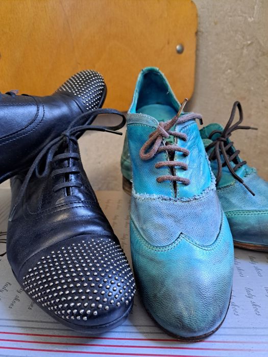 Дамски кожени обувки