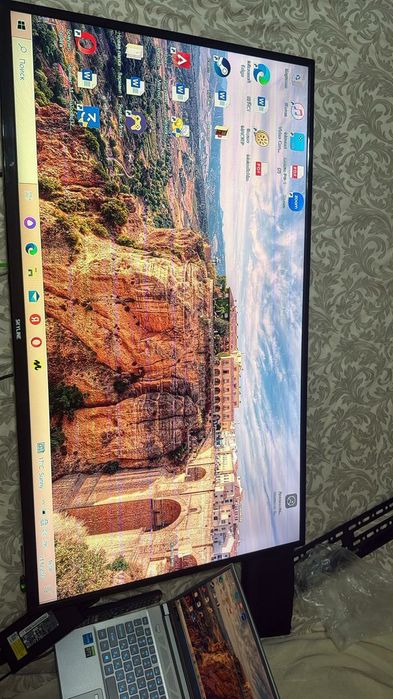 Телевизор скайлайн