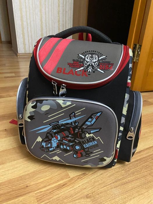 Школьный рюкзак фирмы Golove