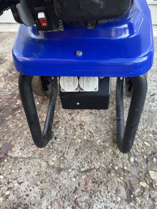 Camping cort  generator endress ese 2700 bs-v