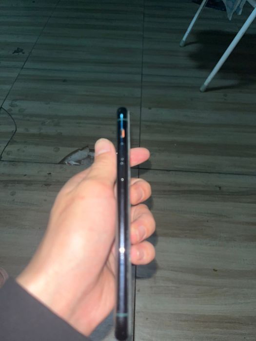 продается iphone 11 pro