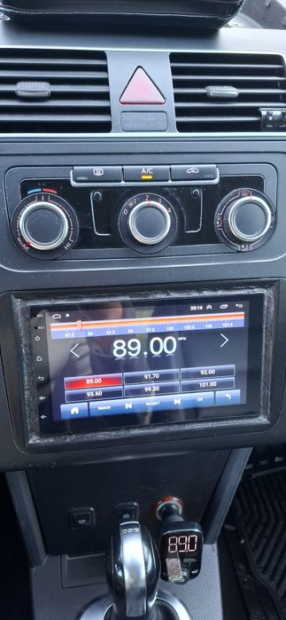 Vw Touran 2013 | 1.6 TDI DSG (AUTOMATA) 7 trepte |  Interior piele  | Acte la zi, km reali