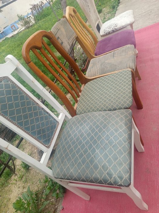 В продаже ( стул ) .