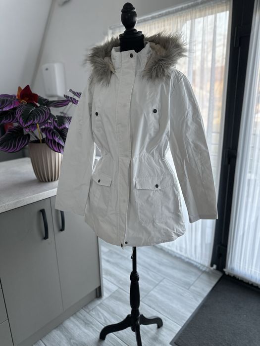 Geaca dama noua alba