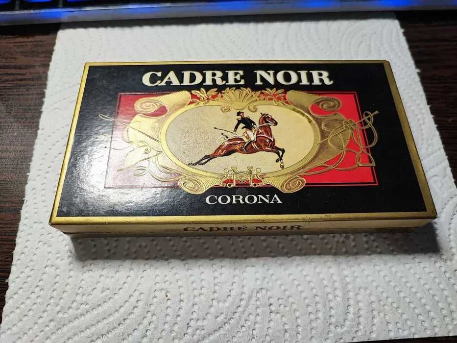 Lot vintage de 7 cutii diferite de colectie