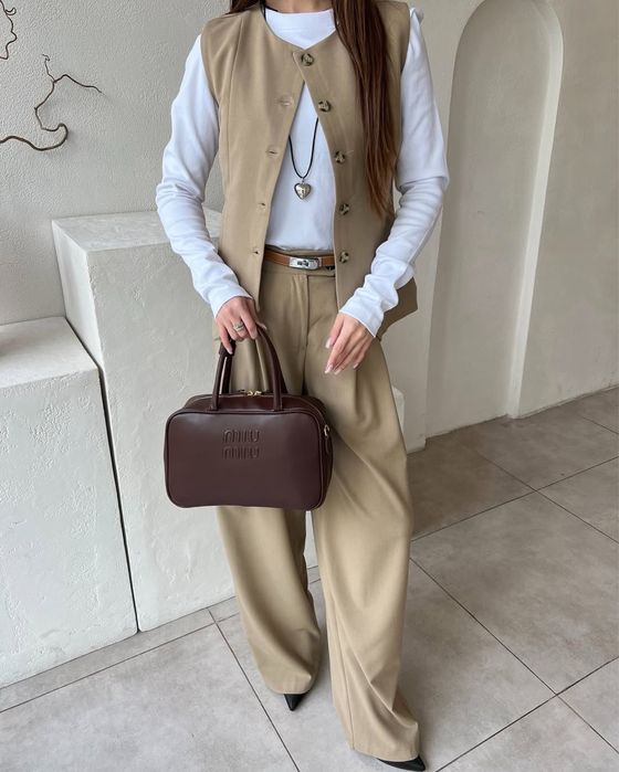 Комплект жилет с брюками